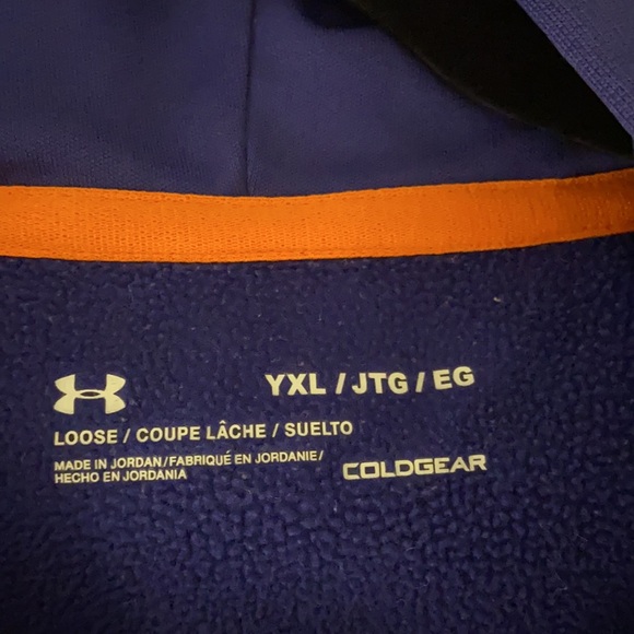 Under Armor hoodie boy or girl sweatshirt - Picture 4 of 8